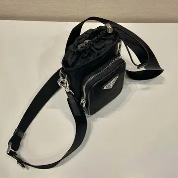 나일론 블랙 숄더백