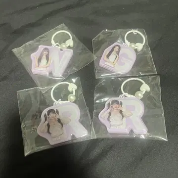 IVE 랜덤 키링 1개만 구매 가능!
