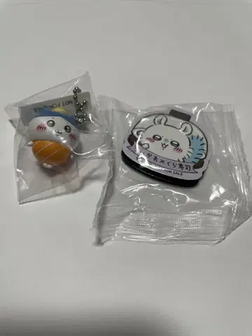 치이카와 하치와레 쿠라스시 비쿠라폰 미니 피규어 키링