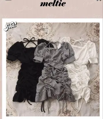 meltie 블랙 반팔 무릎 기장 원피스