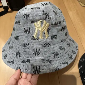 NY 로고 버킷 햇 그레이
