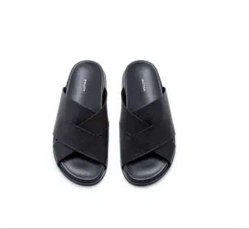 새상품 이번 시즌 auttaa Strap In sandals