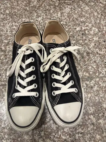 CONVERSE ALL STAR 블랙 스니커즈