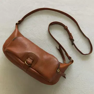 H 1203 MANO FECE 올 가죽 바디백 숄더백