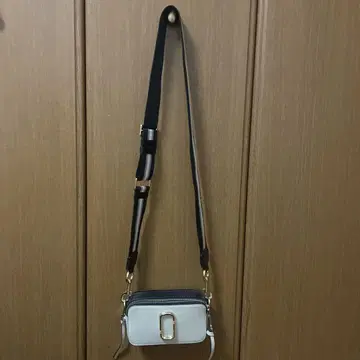 Marc Jacobs 숄더백 화이트 가격 인하 가능 새상품급