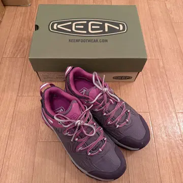 KEEN 여성 스니커즈 23.5