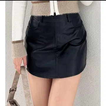 GYDA 블랙 합성 피혁 미니 스커트 타이트 핏