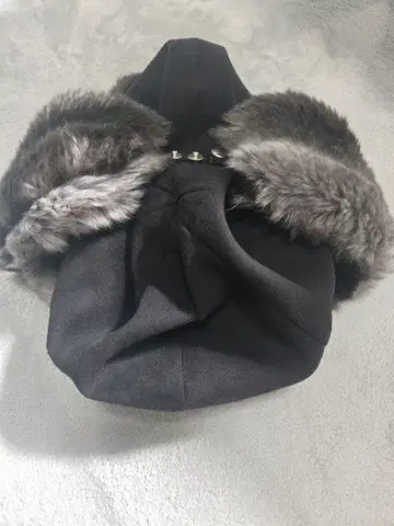 nine tailor 나인테일러 퍼 베레모
