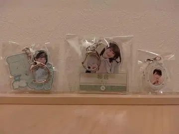 CUTIE STREET 이타쿠라 카나 키링 세트