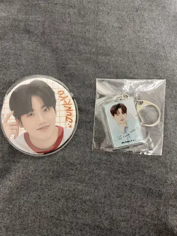 TREASURE 준규 캔뱃지 키링