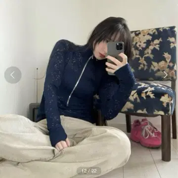 희망가 세일! 완판템 igi 플라워 스포티 하이넥 상의