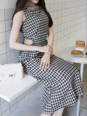 POMME charm side ribbon onepiece
