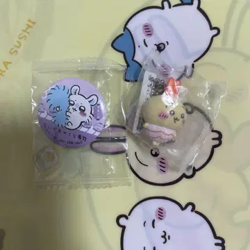치이카와 쿠라스시 콜라보 피규어 토끼 캔뱃지 모몽가 세트