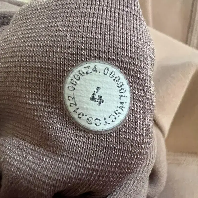 4번째 상품 이미지