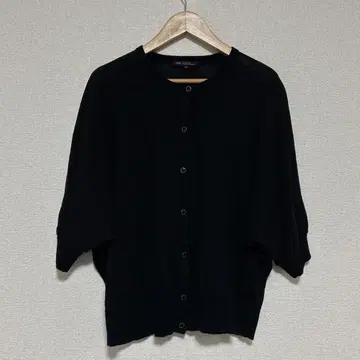 23구 돌먼 7부 소매 크루넥 가디건 블랙 40