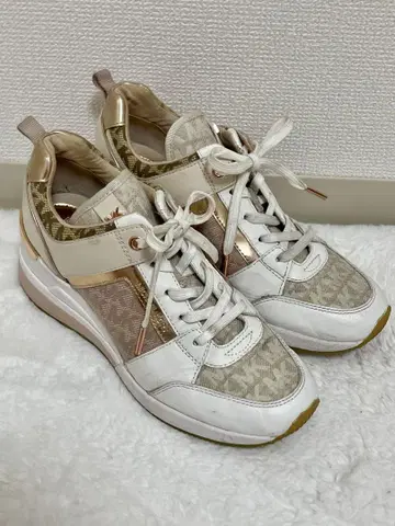마이클코어스 핑크 골드 스니커즈 6.5M 23.5cm