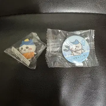 치이카와 쿠라스시 비쿠라폰 오리지널 피규어 캔뱃지 하치와레