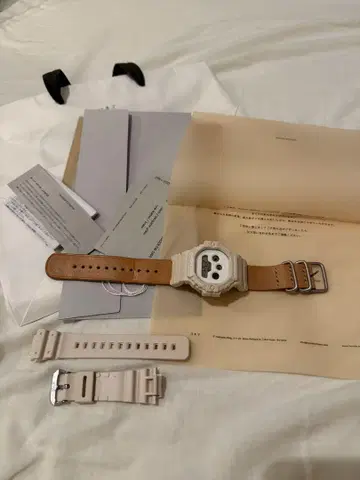 Hender Scheme x G-SHOCK DW-5900 내추럴