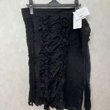 새상품 택 포함 crinkle crinkle crinkle 랩 스커트