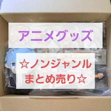 애니메이션 굿즈 논장르 대량 묶음 판매 아크릴 키링 캔뱃지