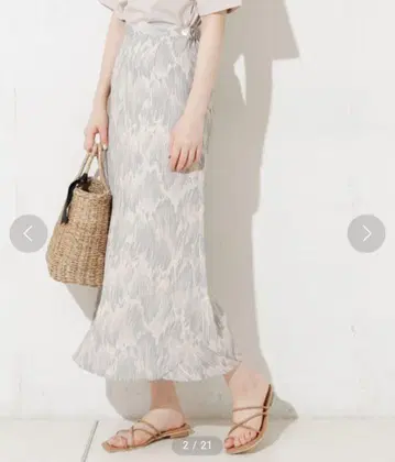 새상품 natural couture 아트 페더 패턴 롱 스커트