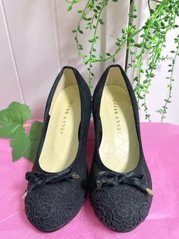 [새상품급] JELLY BEANS 블랙 펌프스 23cm 중간 힐