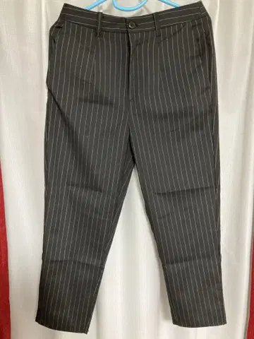 Bershka 스트라이프 슬랙스