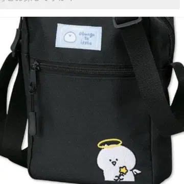 문구와 함께 세로형 블랙 숄더 백 아베일 한정판