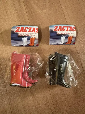 ZACTAS 자쿠타스 미니어처 부츠 레드 블랙 2개 세트