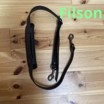 Filson 숄더 스트랩 구멍 뚫기