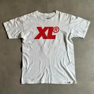 구제 의류 XLARGE 센터 아트 로고 티셔츠 cityboy