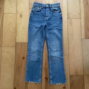 미사용 자라 ZARA 청바지 부츠 컷