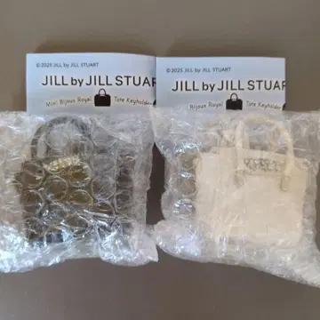 JILL by JILLSTUART 키링 블랙 화이트