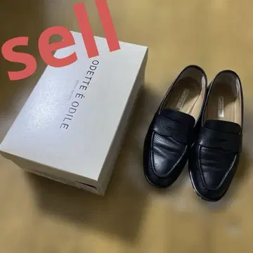 ODETTE E ODILE 블랙 가죽 로퍼