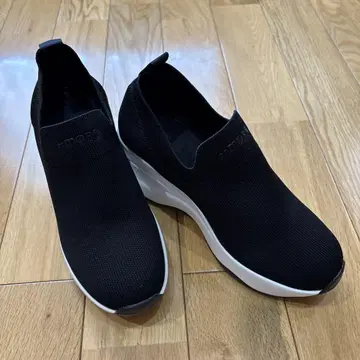 orMORE 블랙 스니커즈 AZ-993 사이즈 M