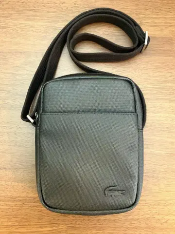 새상품급 라코스테 LACOSTE 숄더백 카메라백 블랙