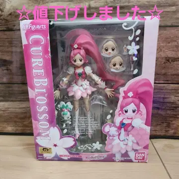 하트 캐치 프리큐어 S.H.Figuarts 큐어 블라썸 피규어