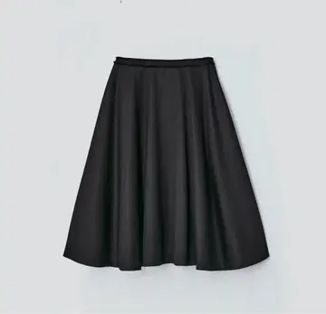 FOXEY NEW YORK 블랙 플레어 스커트