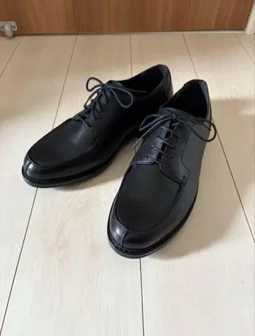 미사용 27cm GU 리얼 가죽 내로우 U팁 신발