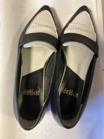 히메코 가죽 신발 23.5cm