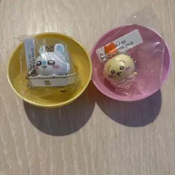 치이카와 쿠라스시 벳쿠라폰! 피규어 모몽가 토끼 세트