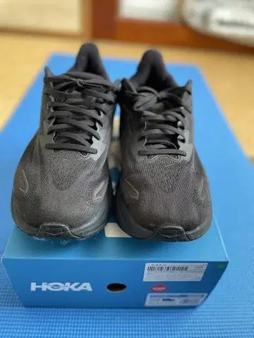 HOKA 클리프톤 10 28.5cm 2E 정품 슈퍼 피트 블랙