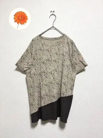 M 레킵 요시에 이나바 올 패턴 티셔츠 인조 가죽 반팔 일본제 베이지