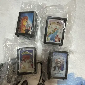 디즈니 포스터 라이트 컬렉션 안나와 눈의 여왕 피터팬