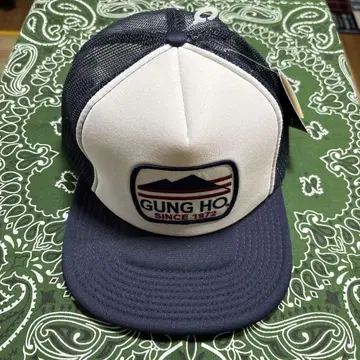 GUNG HO 트래커 메쉬 캡 화이트/네이비