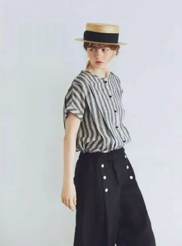 MAGALI 마가리 스트라이프 린넨 셔츠 턱 숄더