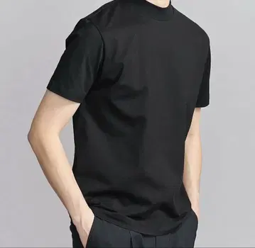 유나이티드 애로우즈 모크넥 T셔츠