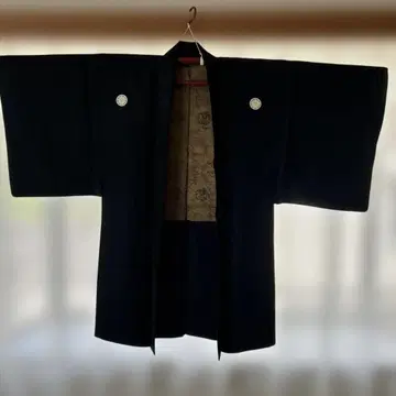 순수 실크 블랙 문장 기모노 겉옷