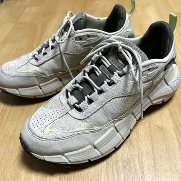리복 지그 키네티카 2.5 엣지 화이트 비브람 밑창 26cm