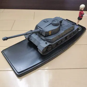 1/35 포르쉐 티거 조립 페인팅 완성품 걸즈 앤 판처 사양 덤 포함